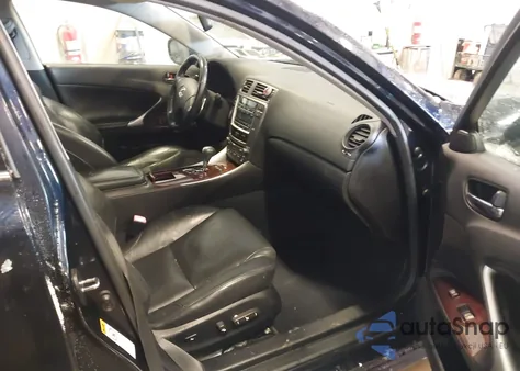 2008 Lexus Is 250 z USA, uszkodzony, nr VIN JTHCK262X85025402